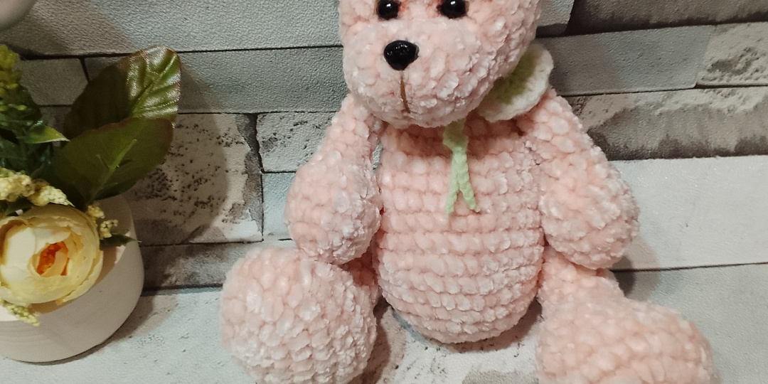 Медвежонок связанный крючком 🐻 . Бесплатный МК .