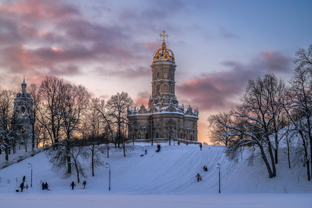 Церковь Знамения Пресвятой Богородицы в Дубровицах