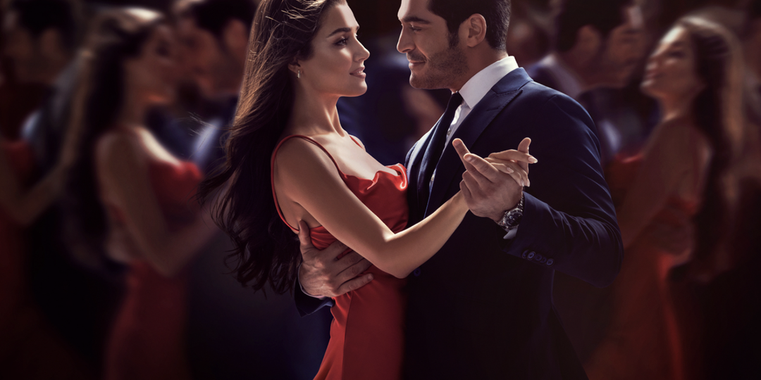 "Этой ночью" песня 🎶 из сериала "Совершенно другой" с Хэнде Эрчел💕