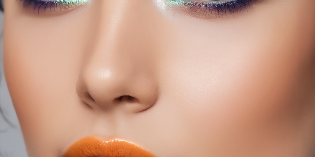 Как сделать взгляд сияющим с помощью светлых акцентов в макияже