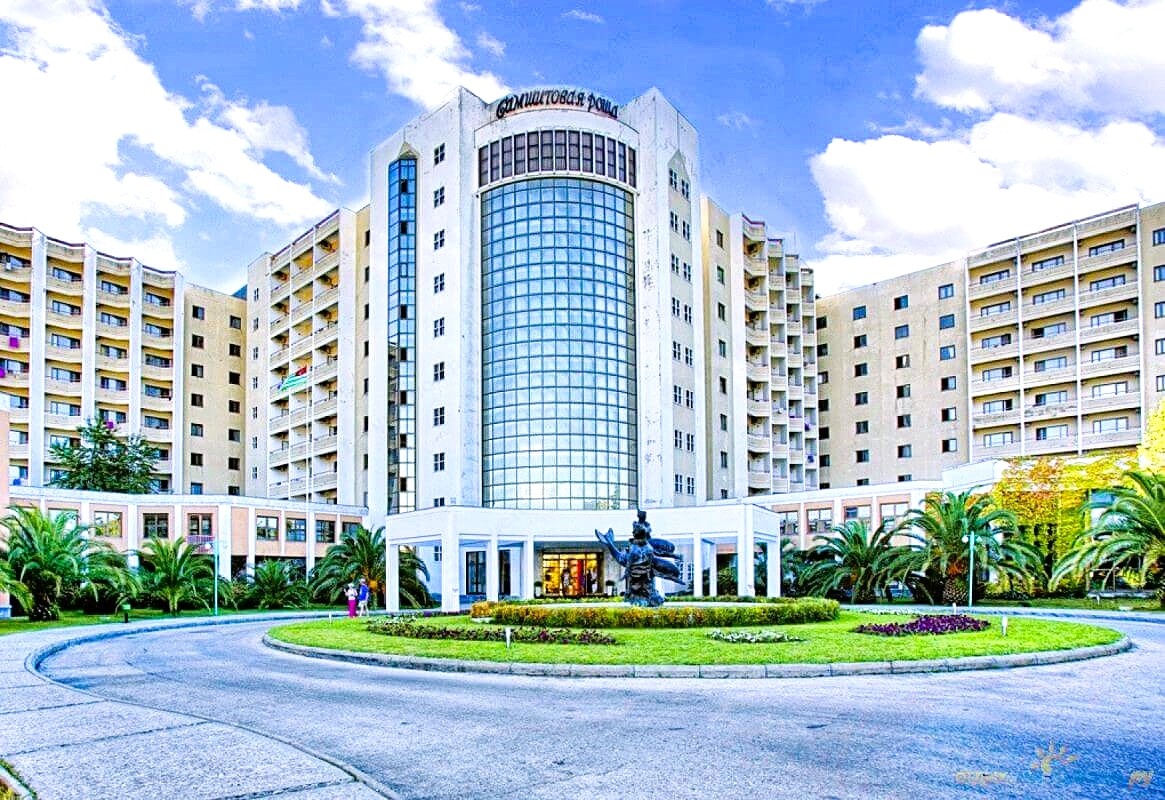 Фотография из моей поездки в Абхазию, Пицунда. Отдыхала в этом отеле. Отдых был организован турагентом