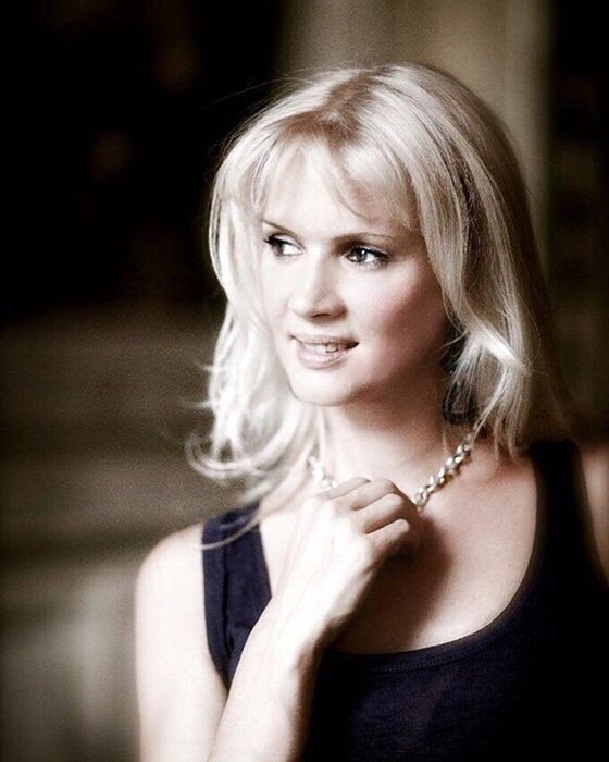 Елена Стебенева.