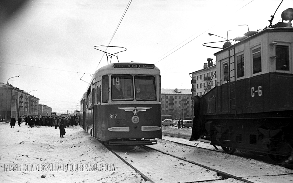 Самое ранее из известных фото снегоочистителя №6 - 3 декабря 1966. Источник: СОГАСПИ.