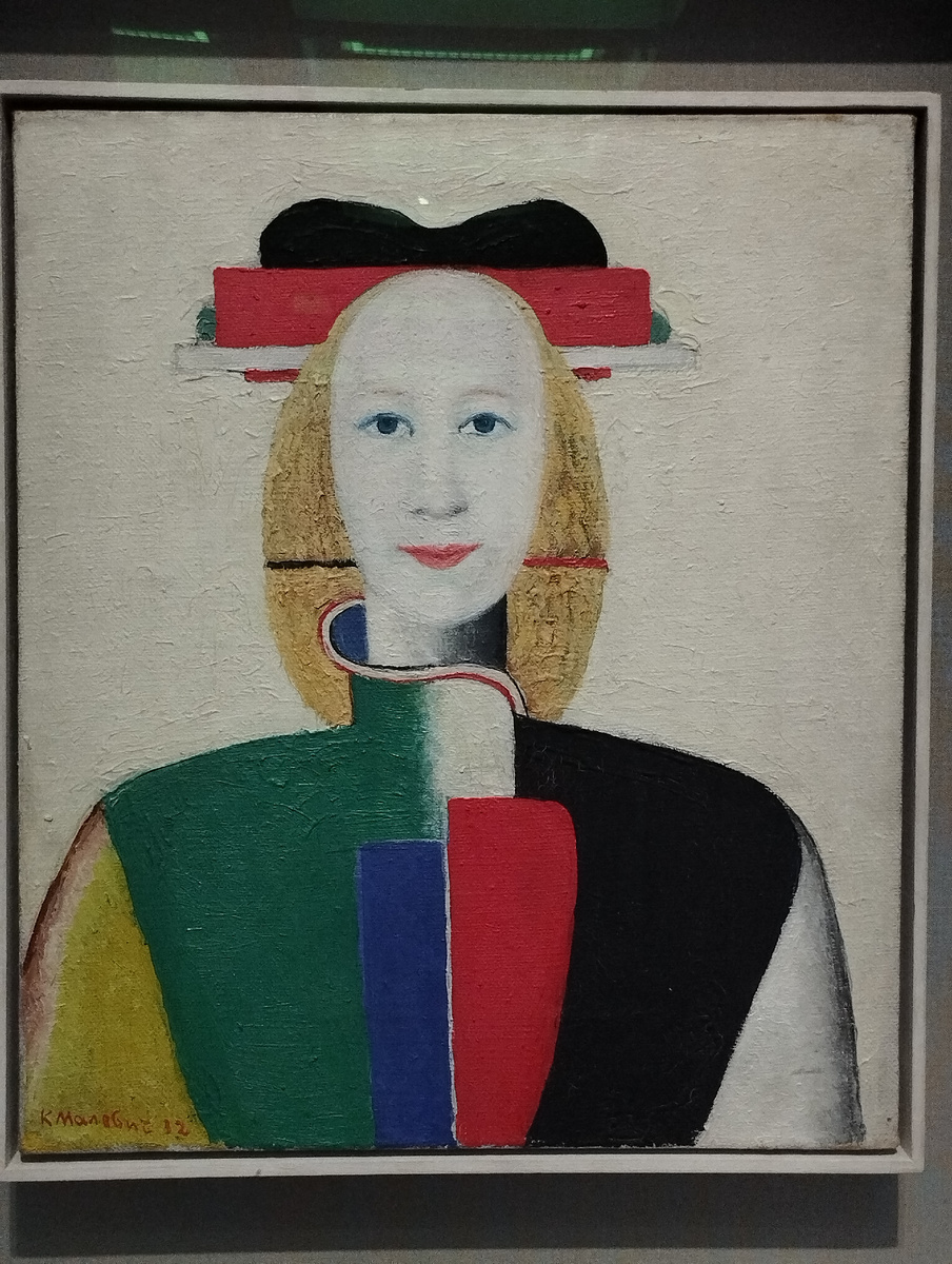 Казимир Малевич, "Девушка с гребнем в волосах", 1932-1933 (ФОТО АВТОРА)