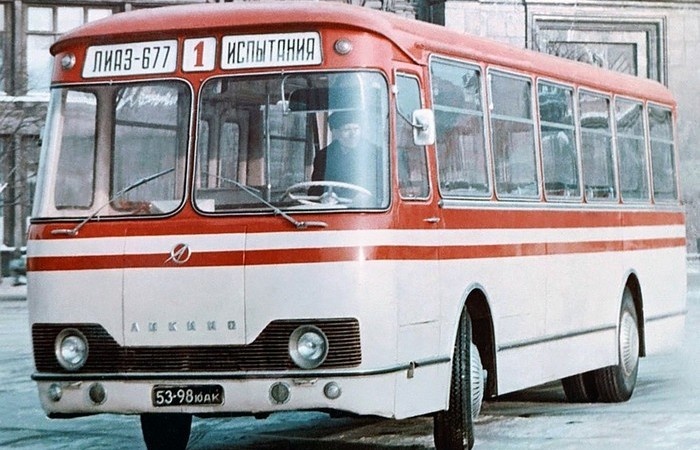 Луноход стал самым массовым автобусом завода. /Фото: kolesa.ru.