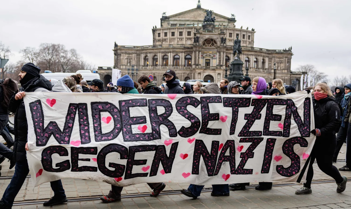 Протесты против правого экстремизма в Дрездене © Jens Schlueter / AFP