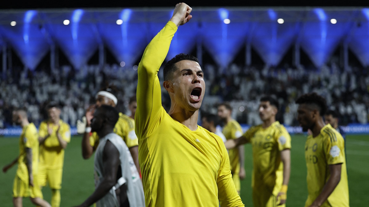    Криштиану Роналду в матче за "Аль-Наср" против "Аль-Фатеха" 14 февраля 2026 года. Фото: REUTERS