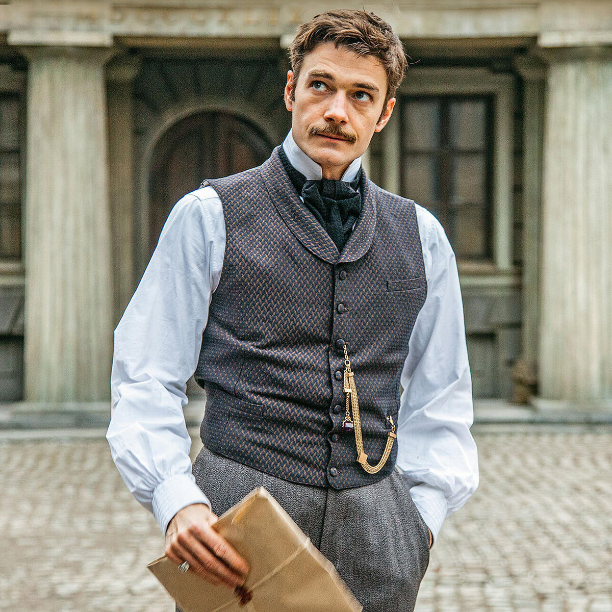    Максим Матвеев в сериале «Анна Каренина». 2017 г. Телеканал «Россия»