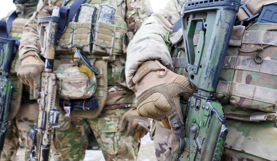 Сорвал диверсию ВСУ. Рядовой российской армии спас склады с боеприпасами от подрыва