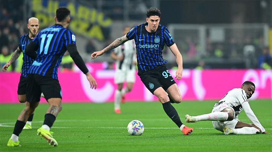    Фото: REUTERS/Daniele Mascolo