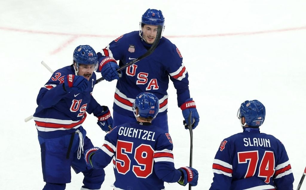    Хоккеисты сборной США. Reuters
