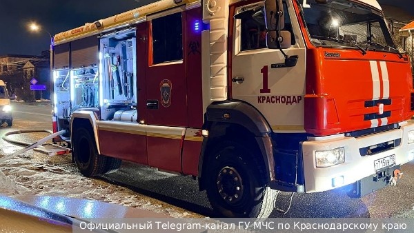     Фото: Официальный Telegram-канал ГУ МЧС по Краснодарскому краю   
 Текст: Антон Антонов