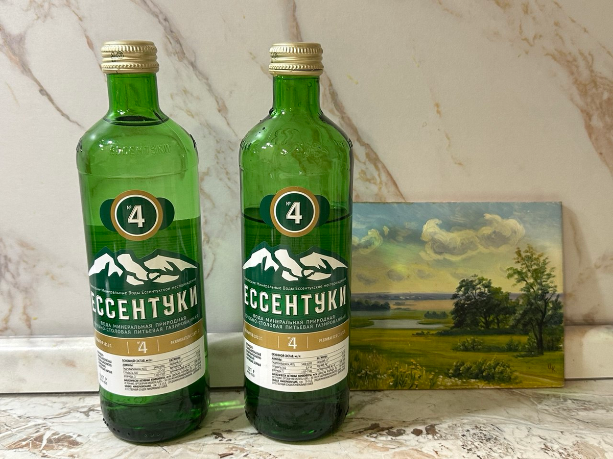 Минеральная вода "Ессентуки 4". Фото автора