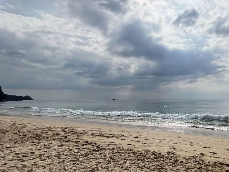 Фото с сайта https://phuket-insider.com/