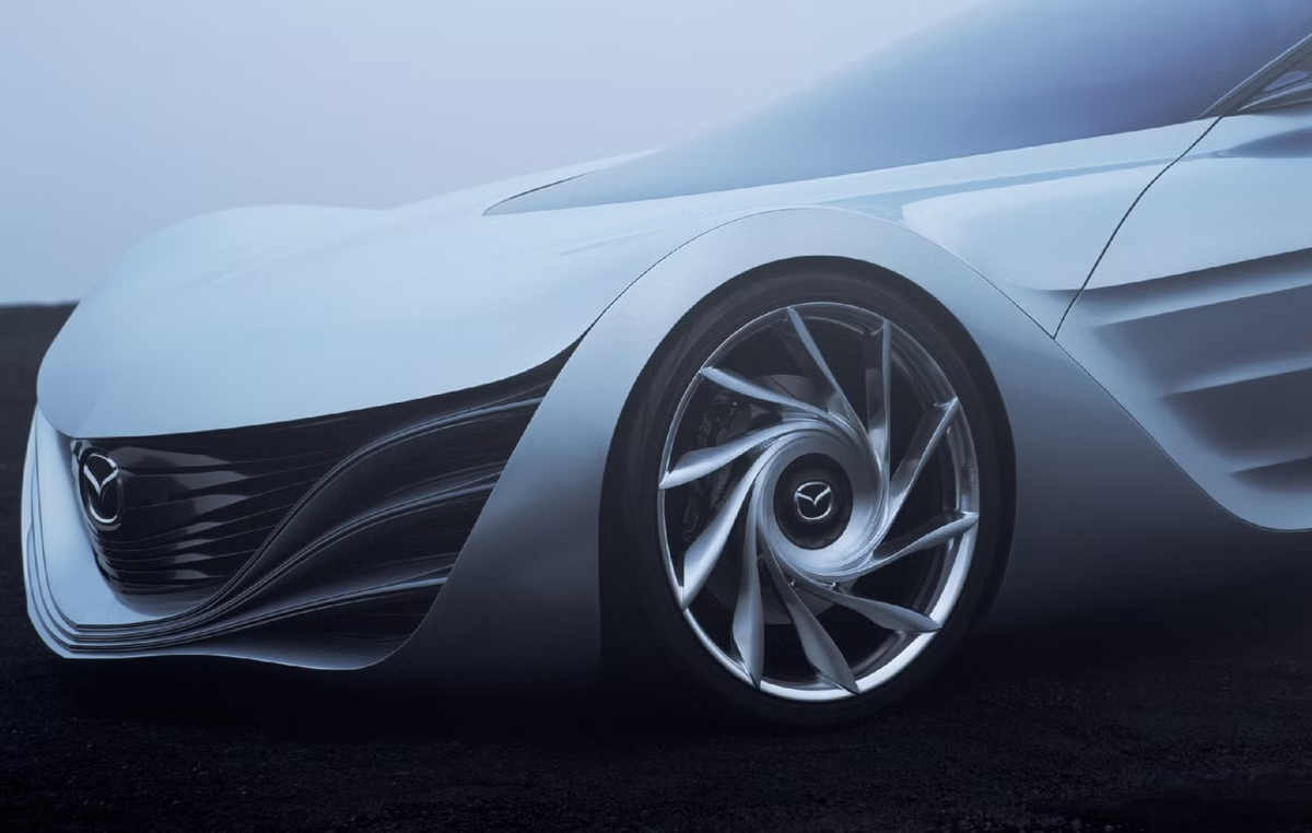 Передняя часть Mazda Taiki – забытого концепта с прогрессивным роторным двигателем Renesis II