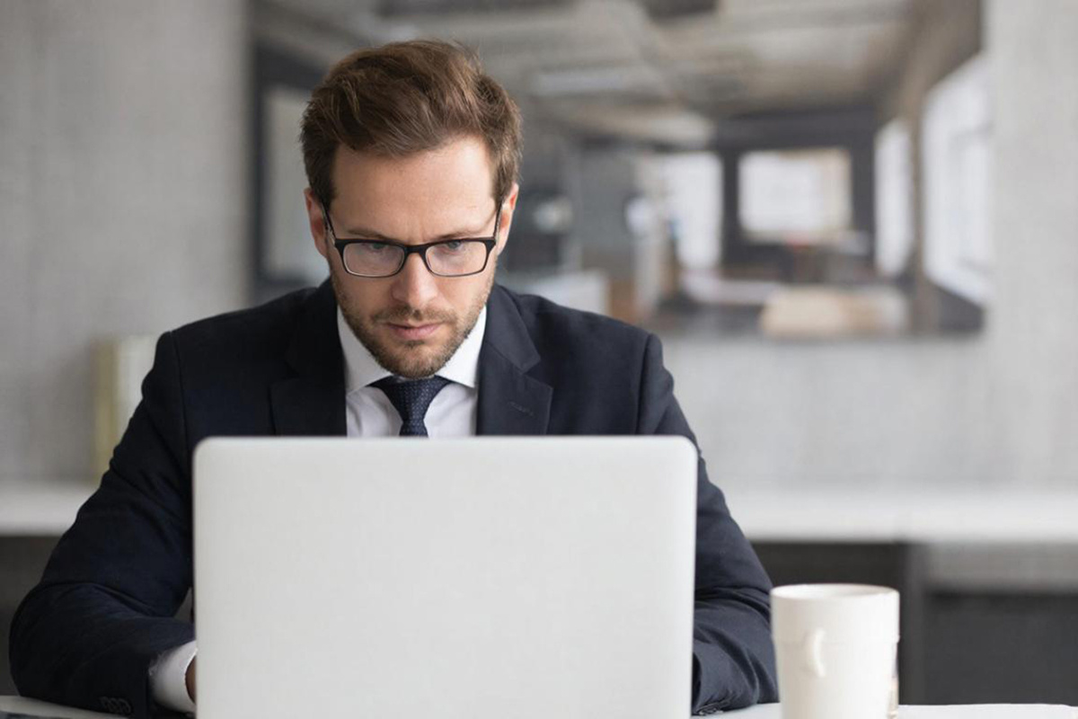 Число соискателей, ищущих дистанционную работу, увеличилось на 57 процентов.  Фото: Изображение сгенерировано с помощью ИИ / Светлана Возмилова