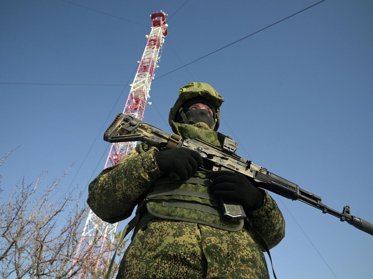    Военнослужащий-связист | © РИА Новости / Евгений Биятов