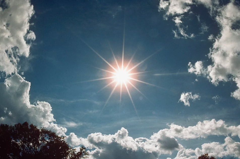 Солнце на небе