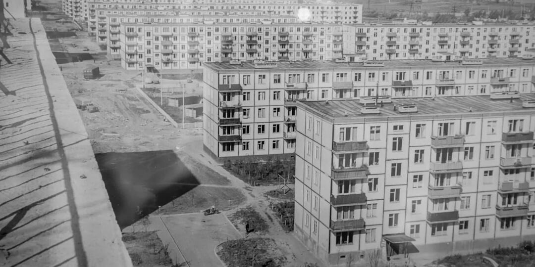 Что заставило советских строителей сделать такие неудобные планировки «хрущёвок» с проходной комнатой