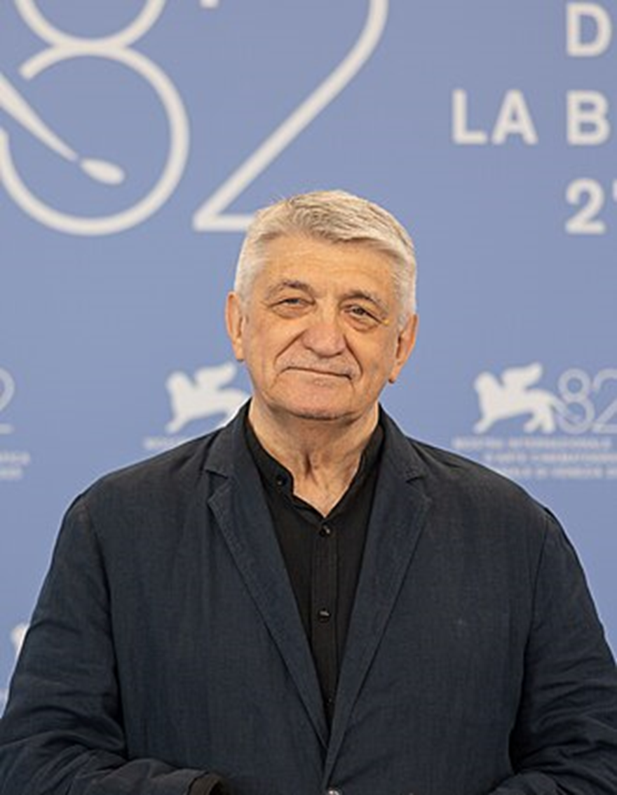 Фото ресурса Википедия/Александр Николаевич Сокуров— советский и российский кинорежиссёр