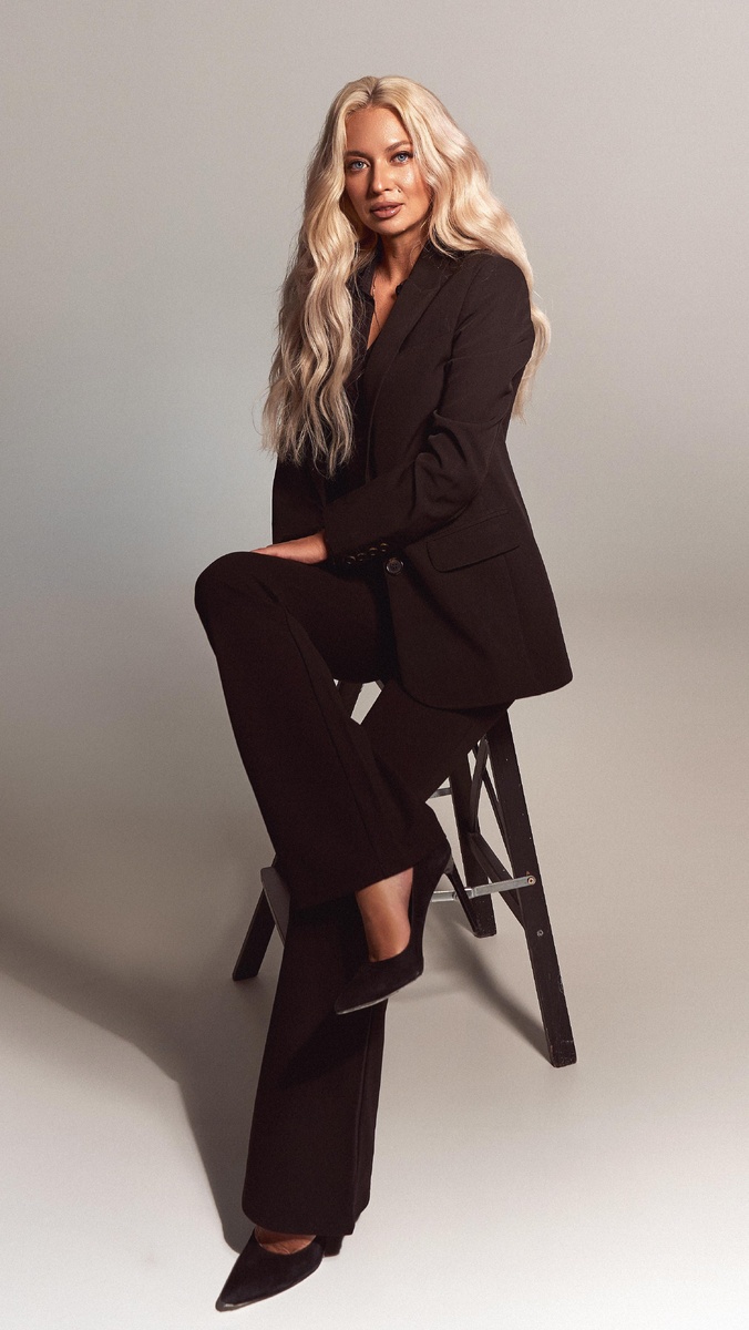 Слишком правильная речь может звучать… слишком холодно.