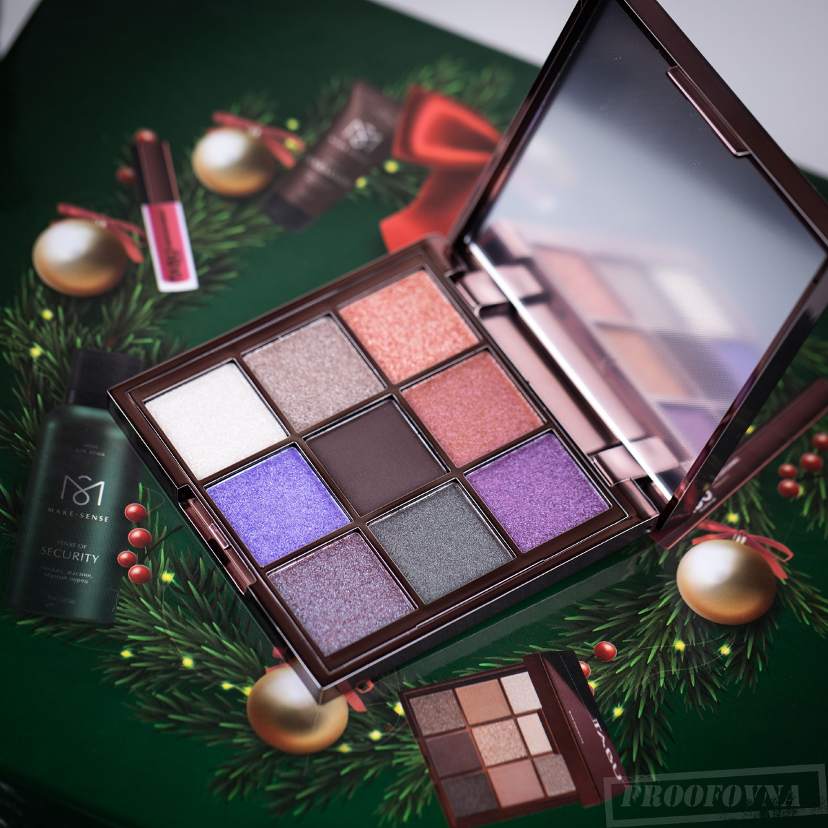 Палетка теней для век TABU makeup Eye palette