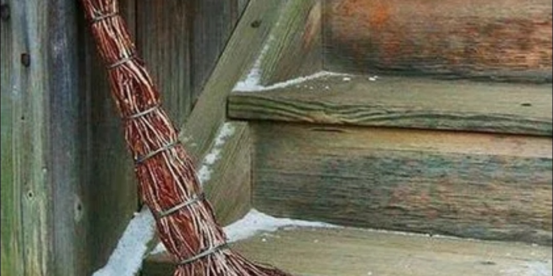 Эзотерика быта: Порог как алтарь: эзотерика входной двери, половика и примет, которые мы забыли