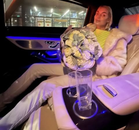    Анастасия Волочкова вернулась в МосквуСоцсети Анастасии Волочковой