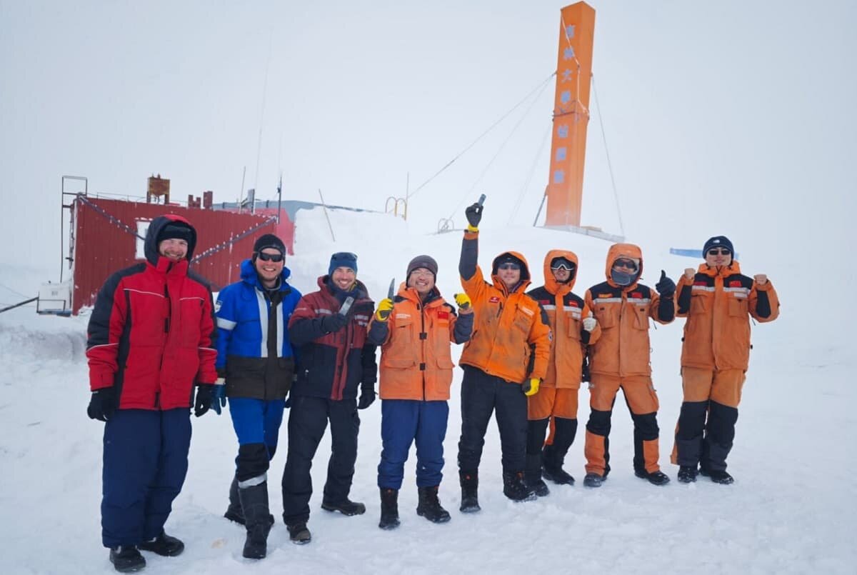   Экспедиция СПбГУ в Восточной Антарктиде