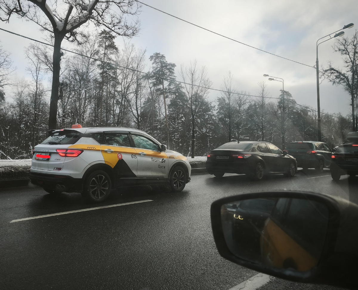 Начало недели было морозным