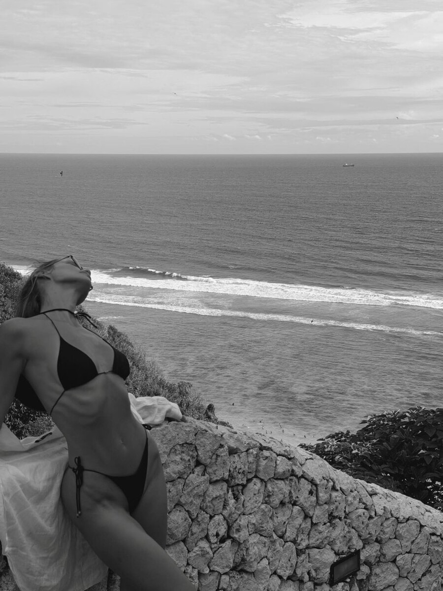    Алена Краснова. Источник: @alenaakrasnova*