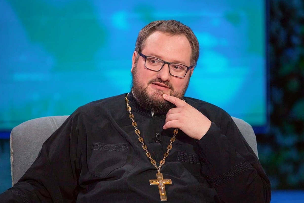 Владислав Береговой — иерей, клирик храма в честь святителя Николая Мирликийского (г. Мосальск), блогер, просветитель.