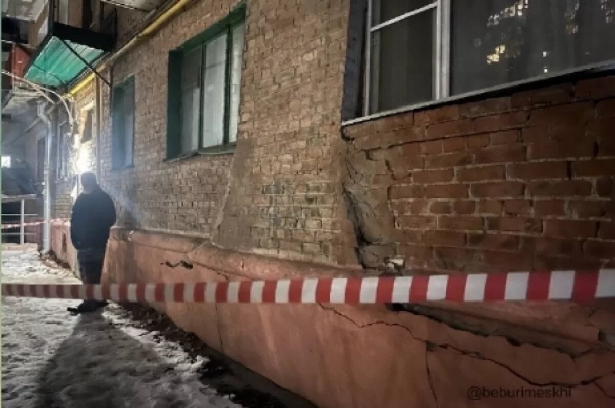    В Ростове срочно расселяют аварийный дом на улице Козлова