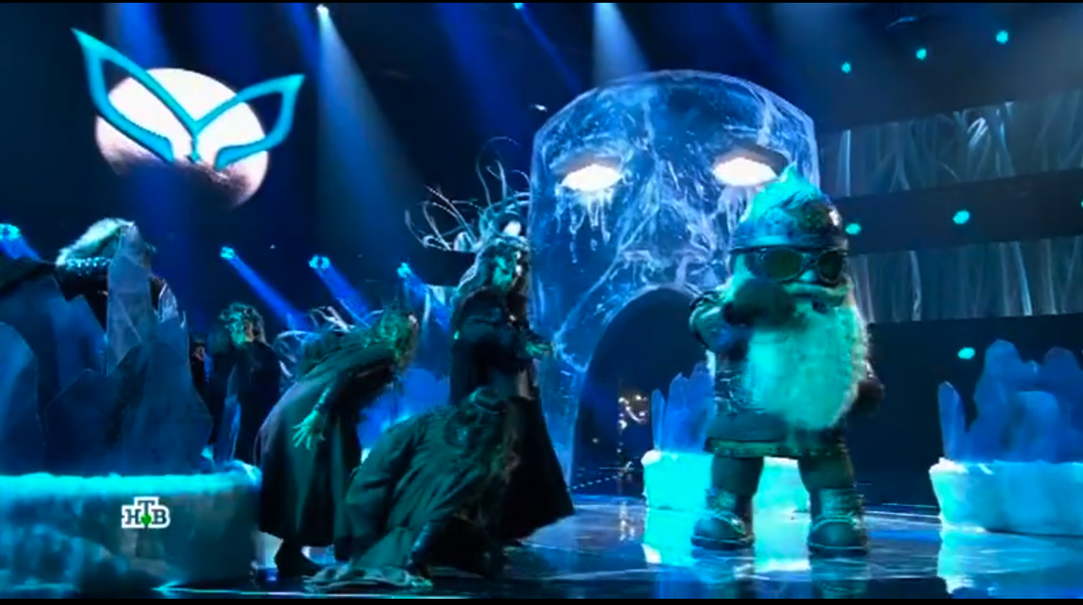 Скриншот- Кадр из шоу "Маска" за 15.02.2026 (НТВ)