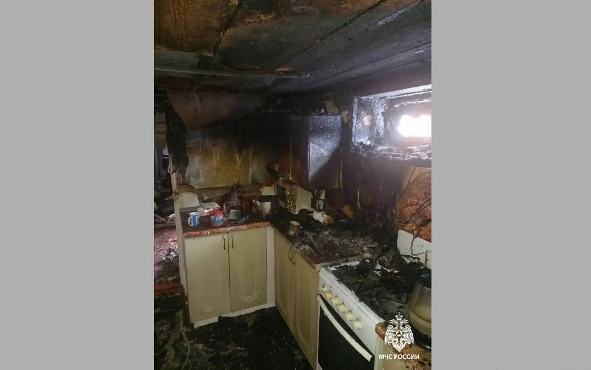    Дом загорелся под Ижевском из-за налобного фонарика