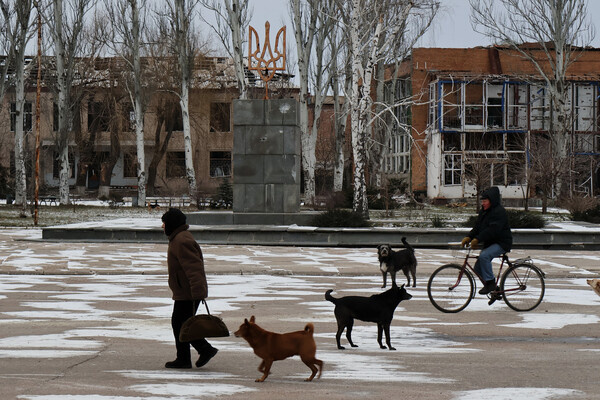 Центральная площадь в городе Орехов, Запорожская область, 2026 год / Andriy Andriyenko/Ukraine's 65th Mechanized Brigade/AP   📷