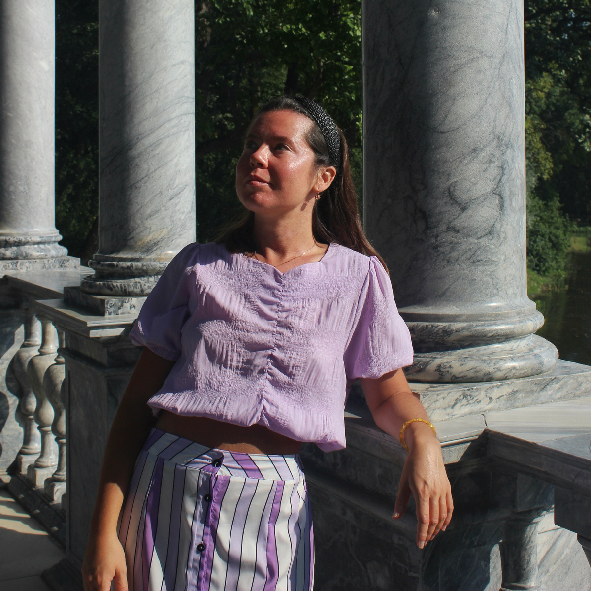 Ммм, как же я "люблю" летние путешествия и 12 часовые прогулки по достопримечательностям, когда я и так-то жирный блин, а тут ещё и SPFчик 😅