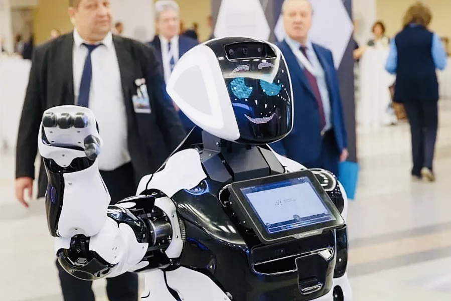 В российских городах появятся пермские роботы-экскурсоводы🔥