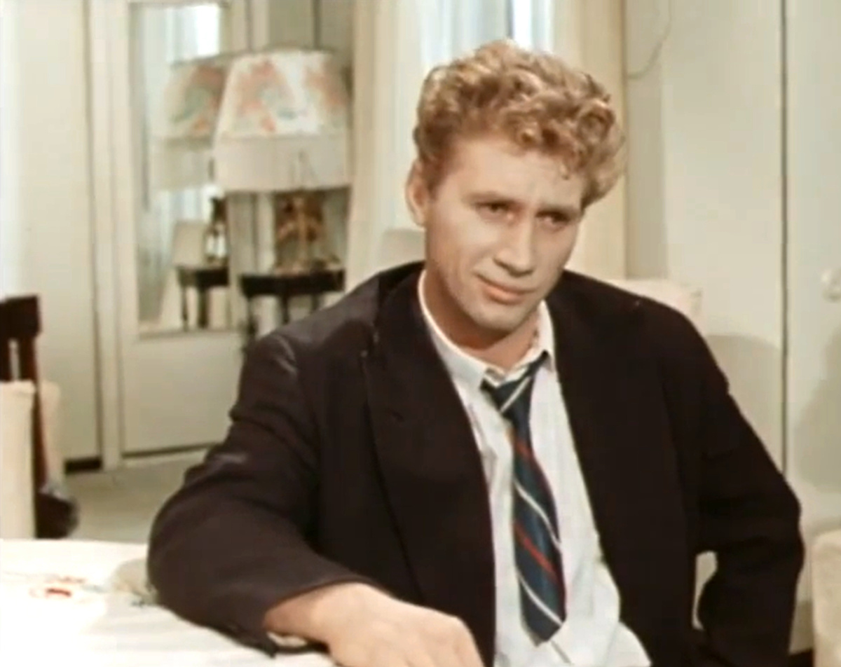 Кадр из кинофильма "Вас вызывает Таймыр", 1970 г., режиссер Алексей Коренев, сценаристы Александр Галич, Константин Исаев, композитор Эдуард Колмановский (скриншот)