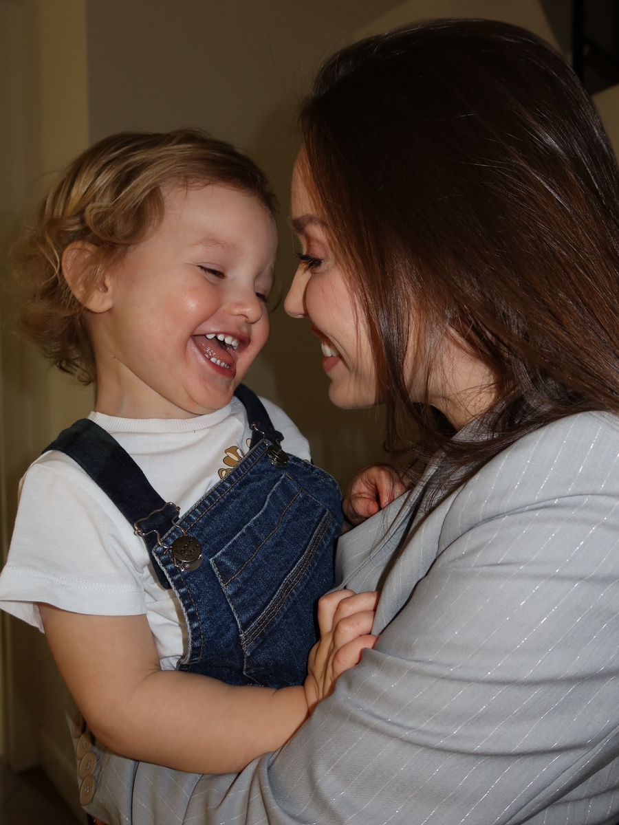    Анастасия Костенко поздравила сынаСоцсети Анастасии Костенко