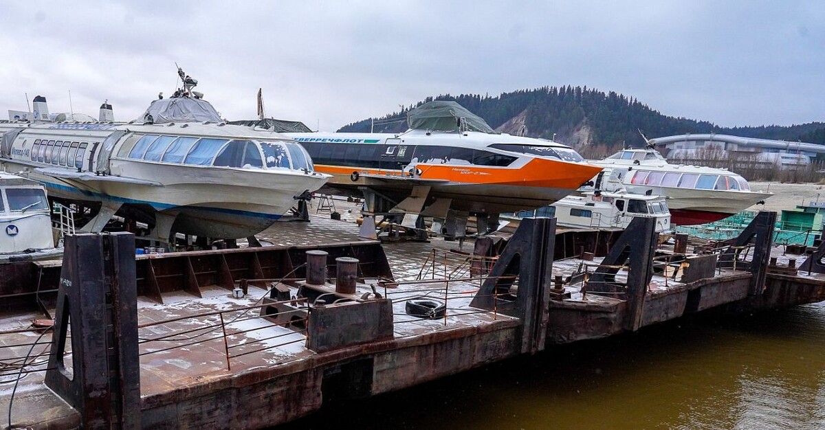    На реках Югры появятся 4 новых судна на воздушной подушке
