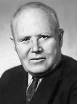    Дмитрий Мартынов.