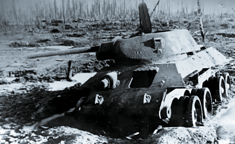 Подбитый немцами ОТ-34.