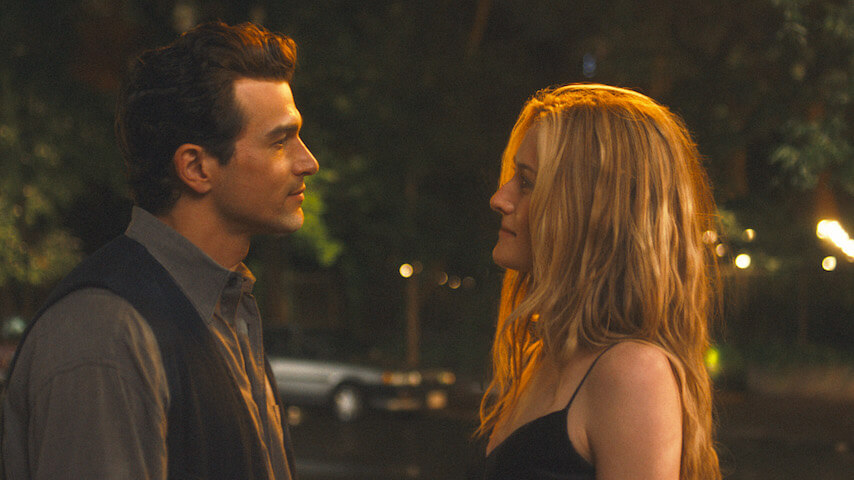 Кадр из сериала «Американская история любви»