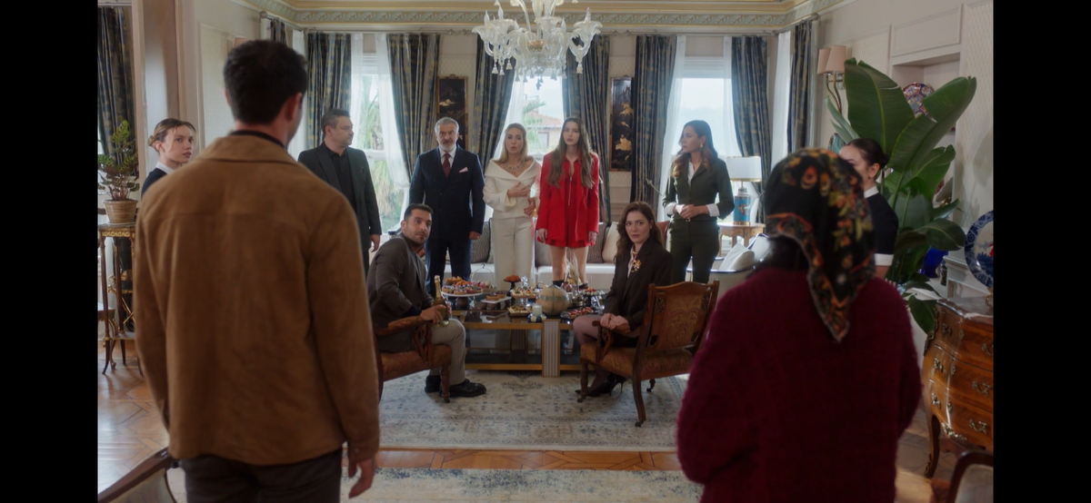 Стоп кадр из сериала «Ты тот, кого я люблю»