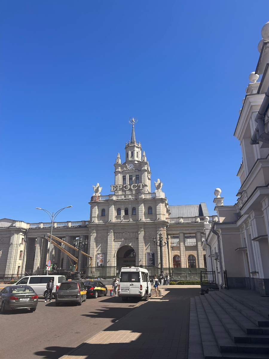 Здание вокзала 