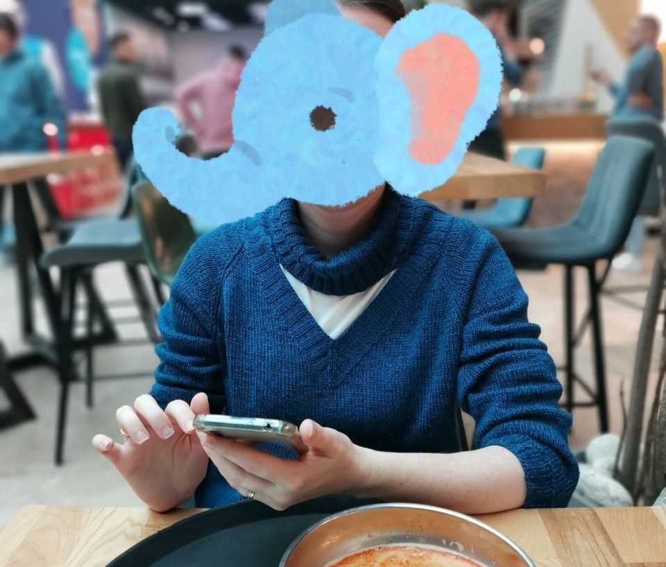 Лучшего фото не нашлось. Фудкорт в Питере. 2024.