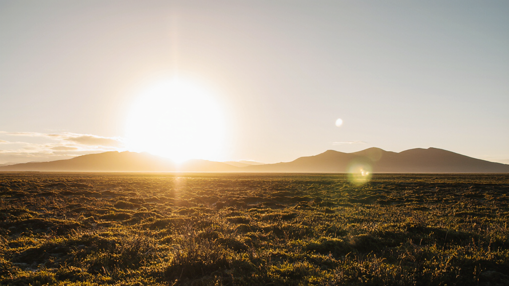 Свет, который не спешит уходить.