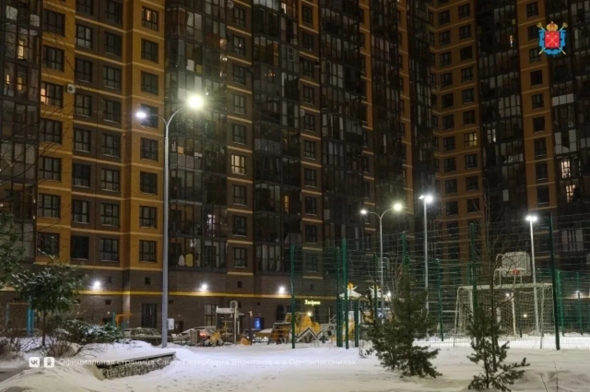    В Калининском районе Петербурга подключили 398 новых светильников