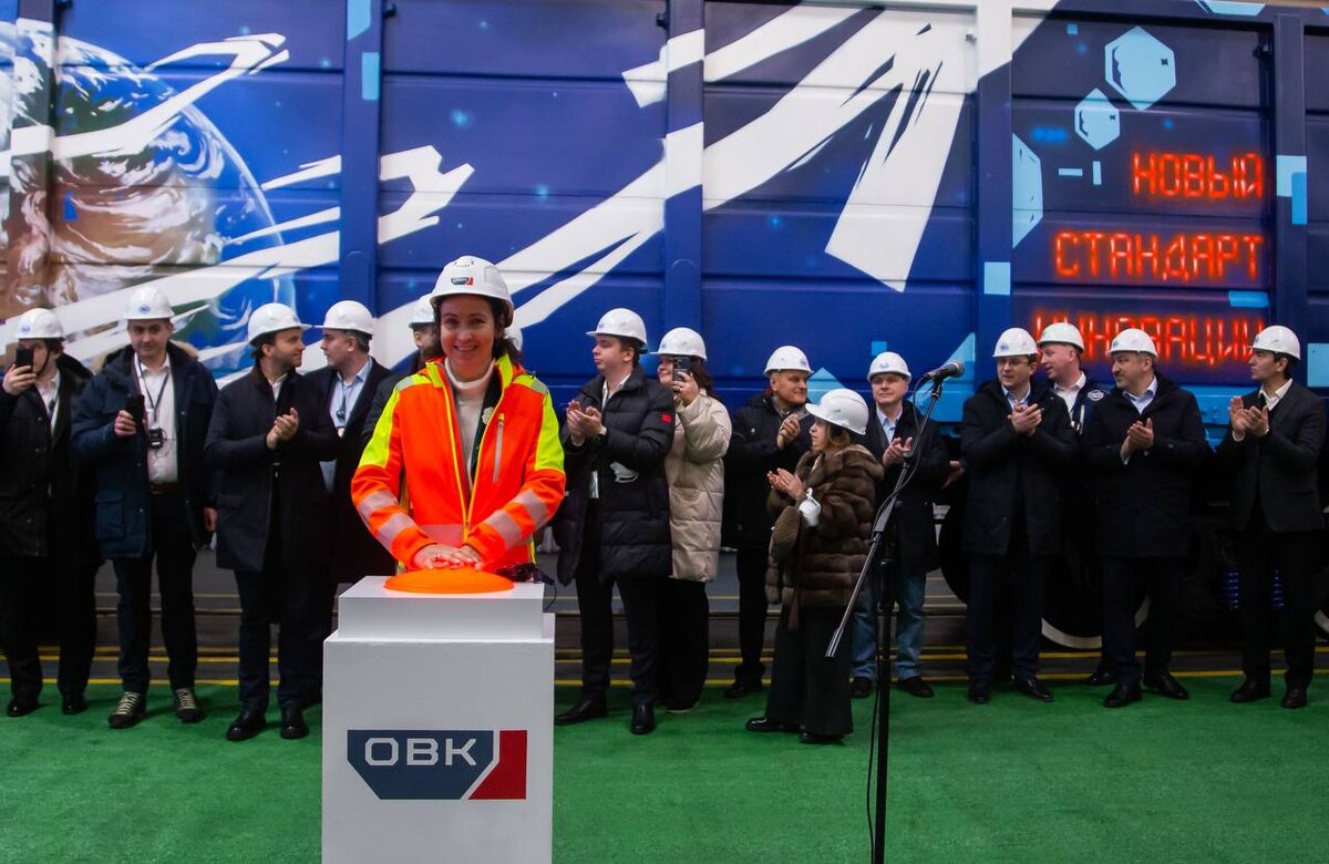  Гендиректор ОВК Ирина Ольховская на церемонии запуска серийного производства полувагонов 12-6744. Источник: ОВК